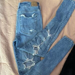 American eagle ripped high rise